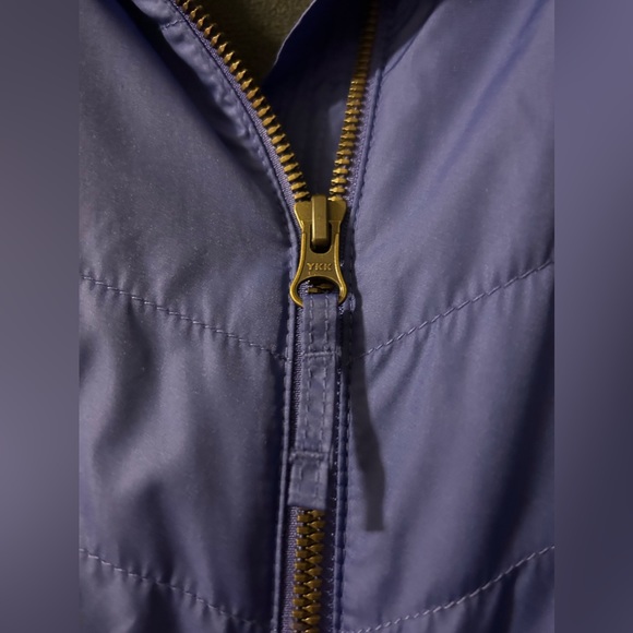 *Women’s Columbia, fleece lined, water resistant vest. - Picture 6 of 7